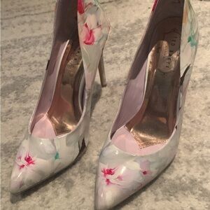 Ted Baker Floral Women's Heels - Pink and White